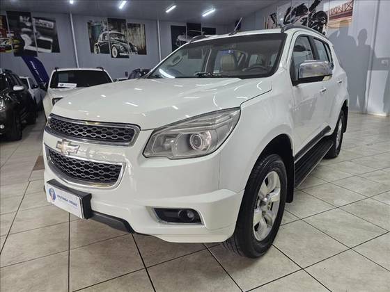 CHEVROLET TRAILBLAZER 2.8 LTZ 4X4 16V TURBO DIESEL 4P AUTOMÁTICO CHEVROLET TRAILBLAZER 2.8 LTZ 4X4 16V TURBO DIESEL 4P AUTOMÁTICO